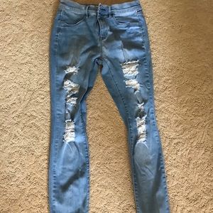Light blue ripped jeggings